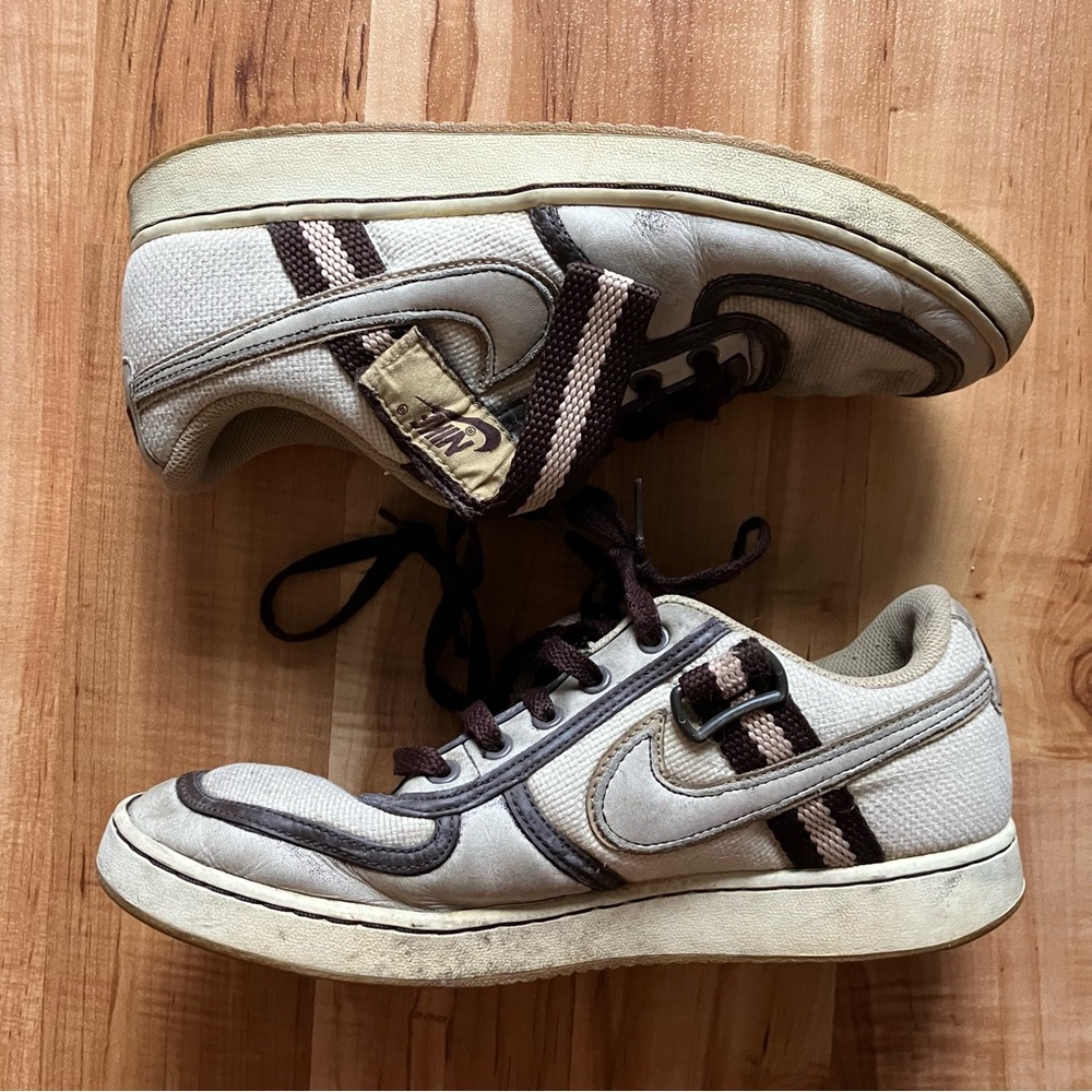 Men’s Nike Skate Shoes, Size 10